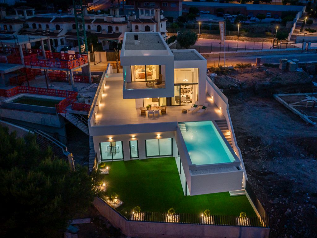 Fenomenal villa con piscina